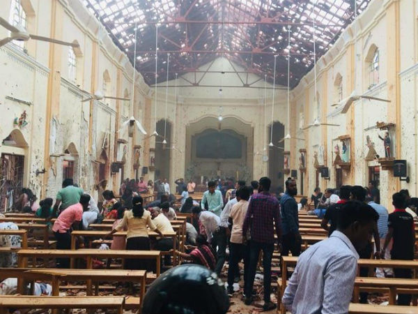 Hiện trường vụ nổ ba nhà thờ và ba khách sạn Sri Lanka
