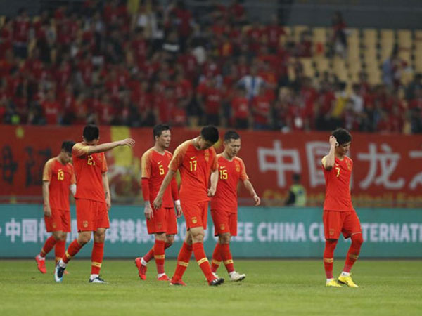 Chê King's Cup, Trung Quốc đá giao hữu với Philippines