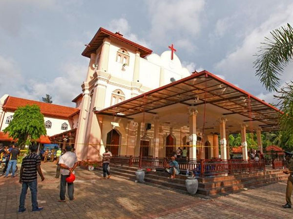 Gần 800 người chết và bị thương trong các vụ tấn công tại Sri Lanka