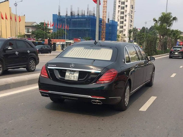 Mercedes-Maybach S600 Pullman của Chủ tịch tập đoàn FLC chính thức có biển trắng