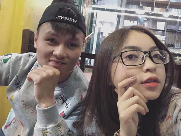 Thì ra Quang Hải chính là chàng trai năm 17 tuổi của Nhật Lê, từng bất chấp yêu xa gần 800km