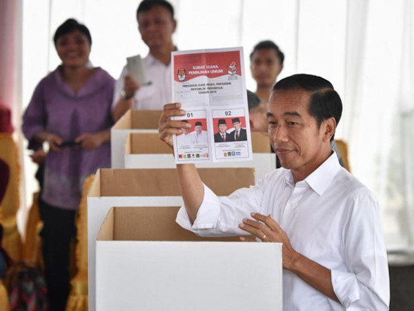 92 nhân viên kiểm phiếu Indonesia chết vì kiệt sức trong ngày bầu cử