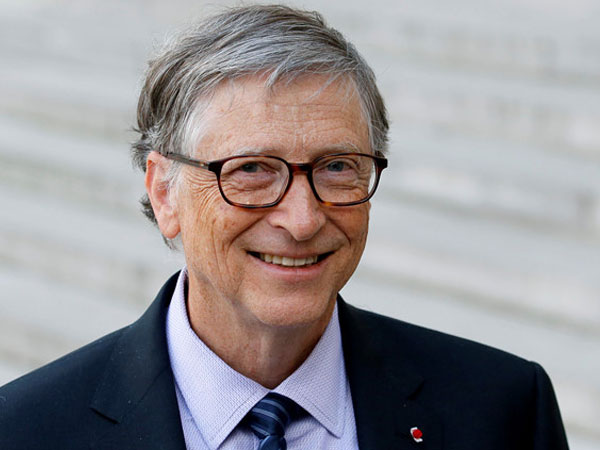 Bill Gates trở lại mốc tài sản 100 tỷ USD
