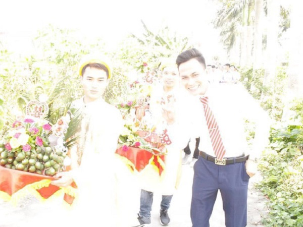 Chọn nhầm mặt gửi vàng: Cô dâu chú rể khóc không ra nước mắt với ảnh cưới cháy sáng 'không trượt tấm nào'
