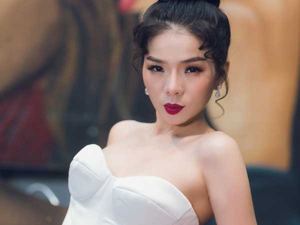 Con người thật của Lệ Quyên sau nghi vấn đá xéo Đông Nhi, 'cạch mặt' Hà Hồ