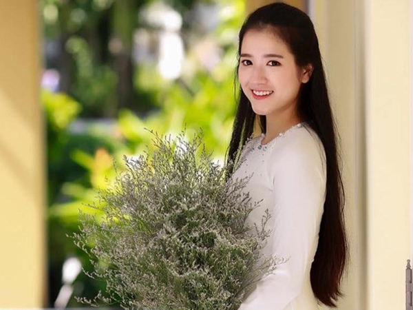 Điểm danh dàn gái xinh đều là nữ sinh trường Quốc học Huế