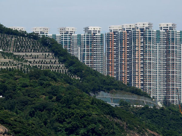 Người chết ở Hong Kong phải 'ở tạm, xếp hàng' tìm nơi an nghỉ