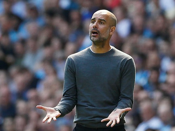 Pep Guardiola bất ngờ chỉ trích Solskjaer, tuyên bố Old Trafford không còn là điểm đến đáng sợ