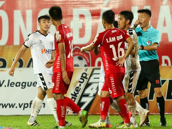 V.League 2019 trước nỗi lo bùng phát bạo lực