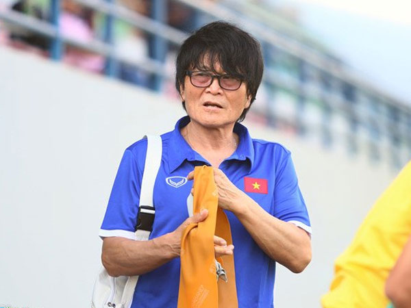 Bác sĩ Choi Joo-young chính thức đến Việt Nam làm việc