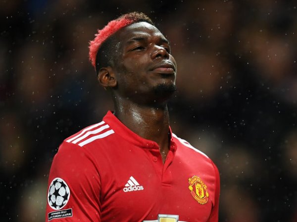 Pogba bất ngờ có tên trong đội hình tiêu biểu NHA 2018/19