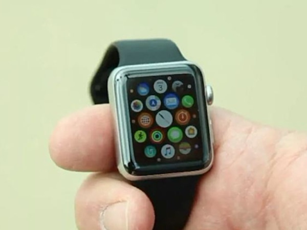 Apple Watch rơi xuống biển nửa năm vẫn chạy tốt