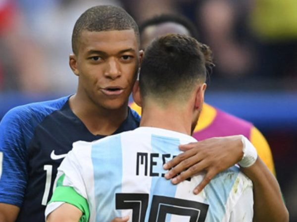 Góc thống kê: Ở tuổi 20, Messi kém xa so với Mbappe