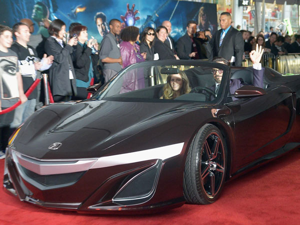 Không chỉ trên phim, 'Iron Man' cũng sở hữu hàng tá siêu xe ở đời thật