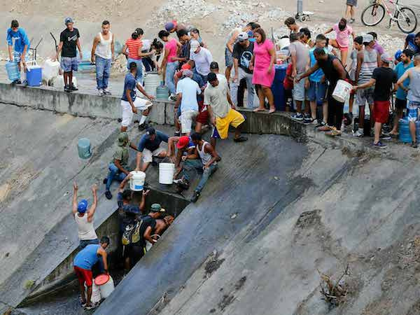 Nóng: Mỹ trừng phạt Venezuela dẫn đến cái chết của 40 nghìn người