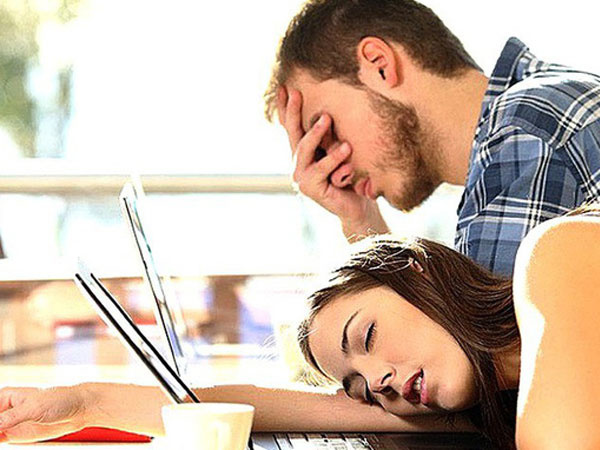 9 căn bệnh 'ẩn' nguy hiểm khiến bạn thấy mệt mỏi rã rời ngay cả khi ngủ đủ: Đừng chủ quan