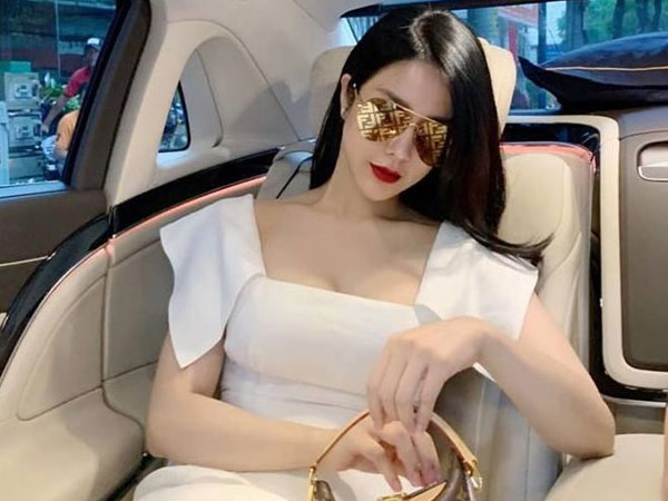 Diệp Lâm Anh mang bầu chỉ sau 5 tháng sinh con gái đầu lòng