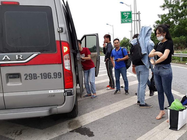Chủ xe 'dù' ném hành lý, đuổi khách xuống đường: Chưa hiểu vì sao xe của mình lại lên Yên Bái