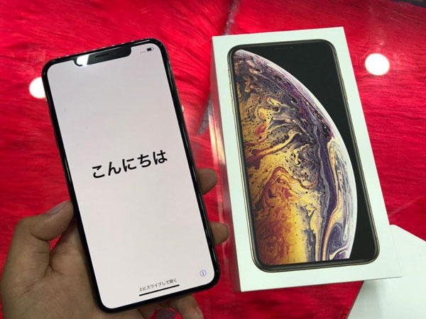 Máy xách tay đời cũ giảm giá dịp lễ, iPhone 7 còn hơn 5 triệu đồng