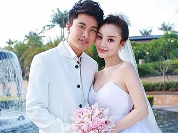 Giả Nãi Lượng ngầm xác nhận ly hôn người vợ phụ bạc trên truyền hình