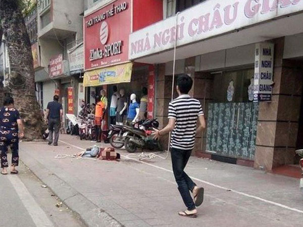 Hà Nội: Thợ lắp điều hoà rơi từ tầng 4 xuống đất tử vong thương tâm