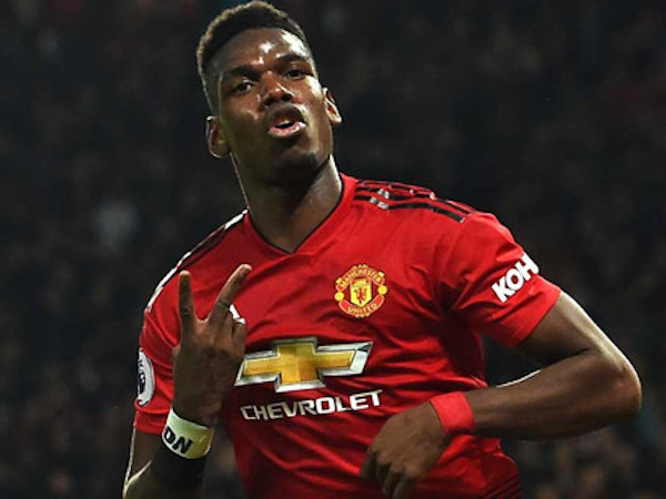 Paul Pogba lôi kéo cầu thủ chống phá HLV Solskjaer