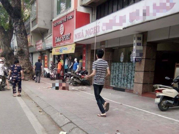 Sửa chữa điều hòa, nam thanh niên rơi từ tầng 4 nhà nghỉ tử vong thương tâm
