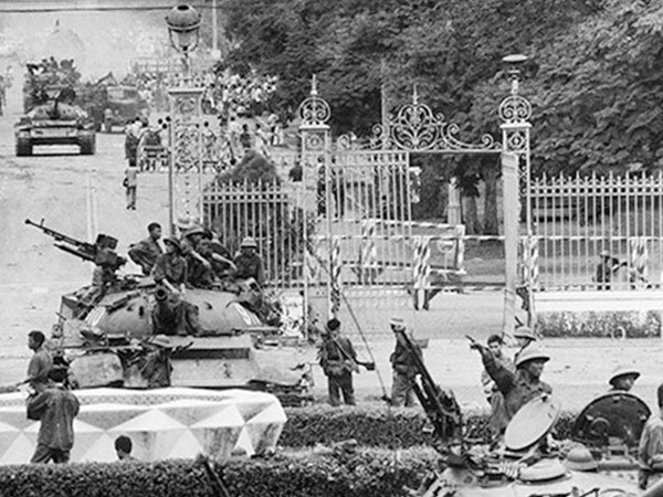 Xúc động hình ảnh đất nước sau ngày Giải phóng 30.4.1975