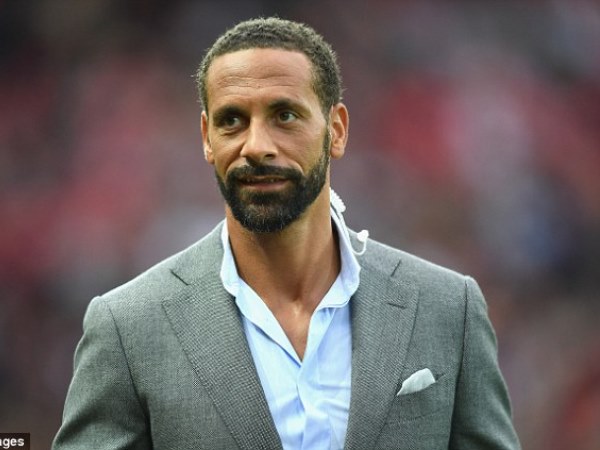 Rio Ferdinand chuẩn bị làm sếp tại MU