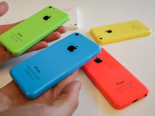 'Tuyệt chủng' trên thế giới, iPhone 5C và SE vẫn sống tốt tại VN