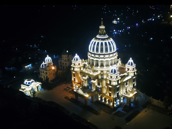 Lâu đài nghìn tỷ đồng của đại gia Ninh Bình