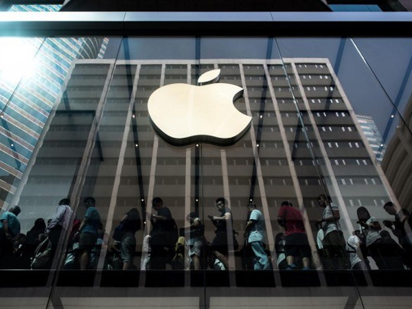 'Ngỗng vàng' iPhone giảm mạnh doanh thu, Apple vẫn vui như mở hội