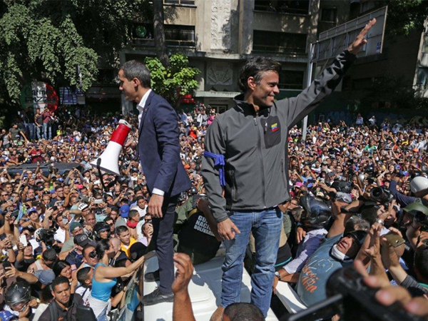 Đảo chính ở Venezuela: Cuộc nổi dậy liều lĩnh của Mỹ và phe đối lập
