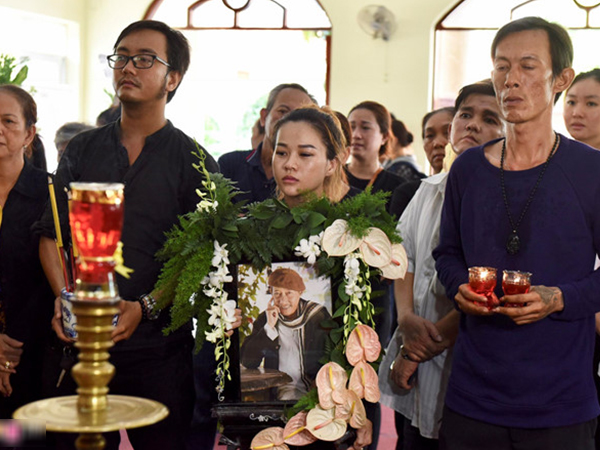 Tình yêu thương con gái vô bờ của nghệ sĩ Lê Bình những ngày cuối đời