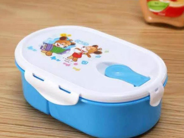 Cho con mang cơm trưa đi học, mẹ ân hận vì đó là nguyên nhân khiến bé dậy thì sớm