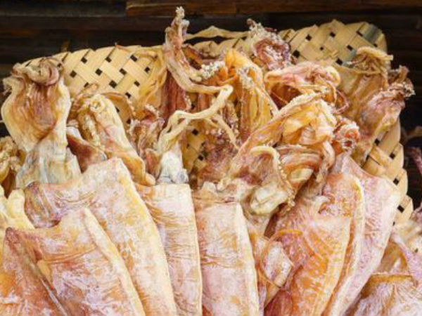 Mực khô bị mốc rửa sạch có ăn được không?