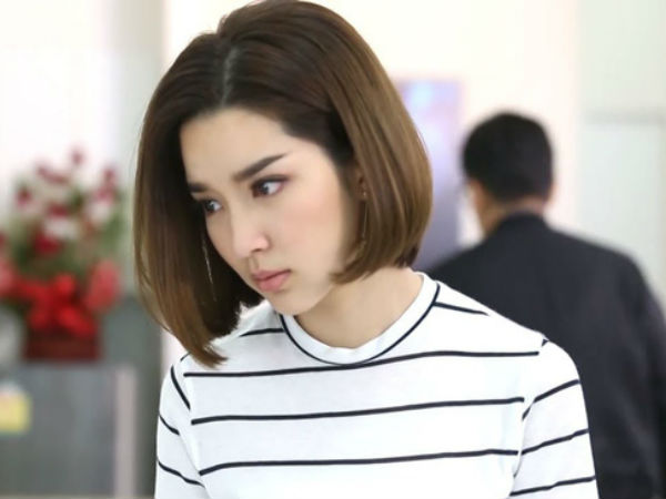Vừa nhìn thấy thứ đó trong ví, chồng liền quỳ gối cả đêm xin vợ tha thứ