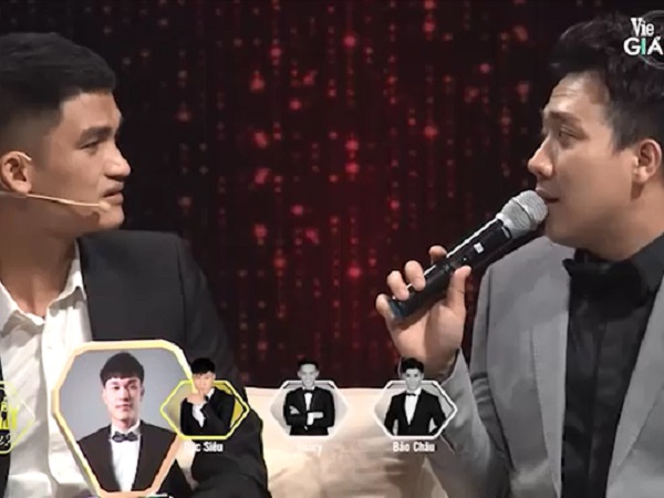 Mạc Văn Khoa khó chịu với Trấn Thành vì suồng sã quá mức, liên tục chen ngang khi nói chuyện?