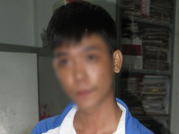 Thanh niên 9X dùng dao đâm chết mẹ, đâm bạn gái trọng thương trong cơn ngáo đá