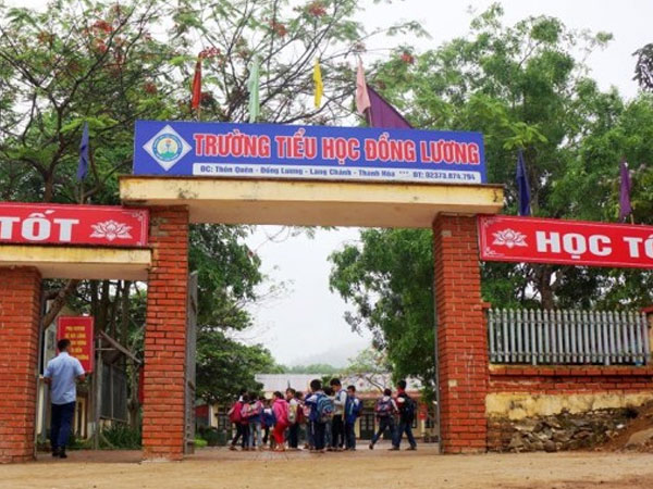 Vụ cầm dao tấn công trường học: Chủ tịch huyện trấn an phụ huynh