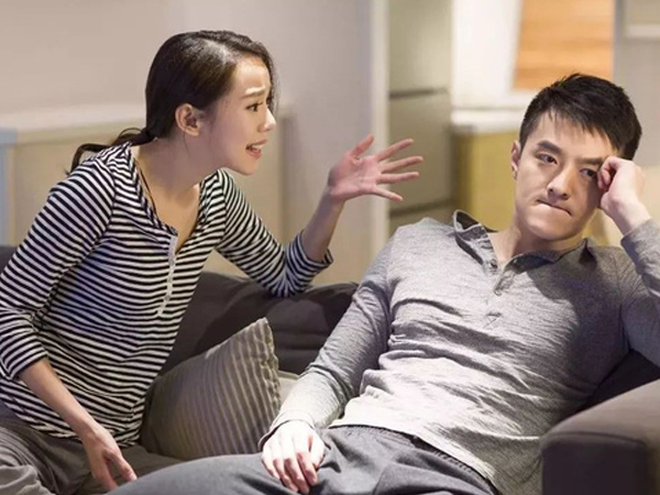 Gửi có 2 triệu/tháng mà được bố mẹ vợ nuôi ăn cả nhà, chồng vẫn kì kèo bớt lại 500k khiến vợ 'nóng máu'
