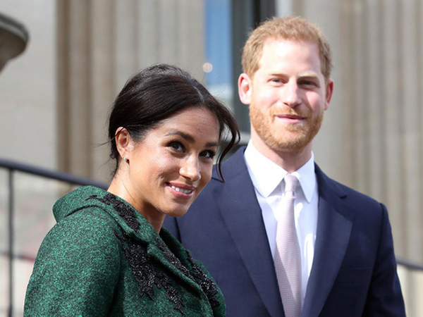 Vừa mới chào đời, con đầu lòng của Meghan đã làm nên lịch sử của Hoàng gia Anh, nổi bật nhất từ trước đến nay