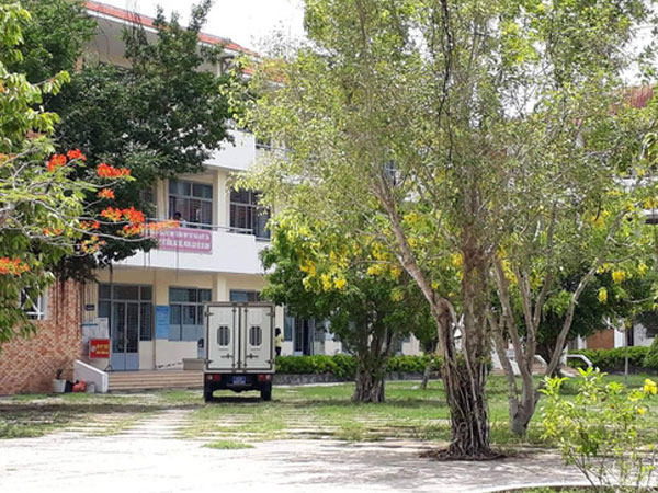 Long An: Khởi tố, bắt tạm giam Hiệu trường Trường THPT Huyện Thủ Thừa