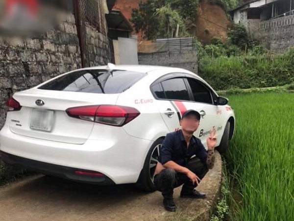 Mượn ô tô đến ra mắt nhà vợ tương lai ở quê cho oách, ai ngờ rể hụt khiến cả làng cười ra nước mắt