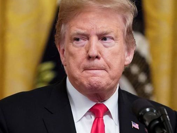 Ông Trump bất ngờ dùng đặc quyền chống Quốc hội
