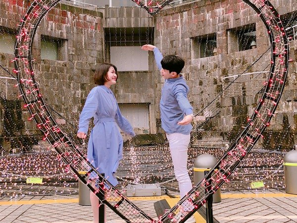 Khoảnh khắc Facebook báo tin bạn đã match thành công với crush: Ối giời ơi, đám cưới tổ chức ở đâu bây giờ?