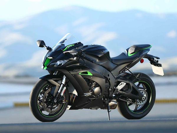 10 mẫu sportbike tốt nhất năm 2019, Ducati V4 R đứng đầu