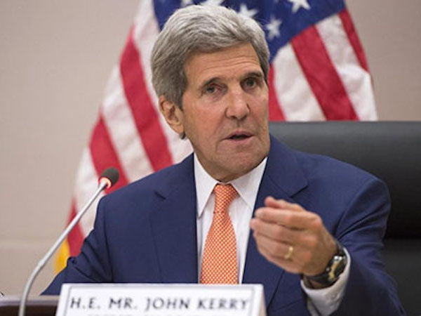 Trump đòi truy tố cựu ngoại trưởng John Kerry vì liên hệ với Iran