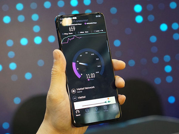 Viettel vừa thử nghiệm 5G lần đầu tiên ở Việt Nam trên điện thoại Oppo Reno Viettel vừa thử nghiệm 5G lần đầu tiên ở Việt Nam trên điện thoại Oppo Reno