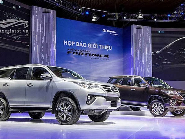 Hàng loạt mẫu xe hot chuyển từ lắp ráp sang nhập khẩu